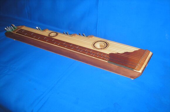 Hasáb Citera Tenor